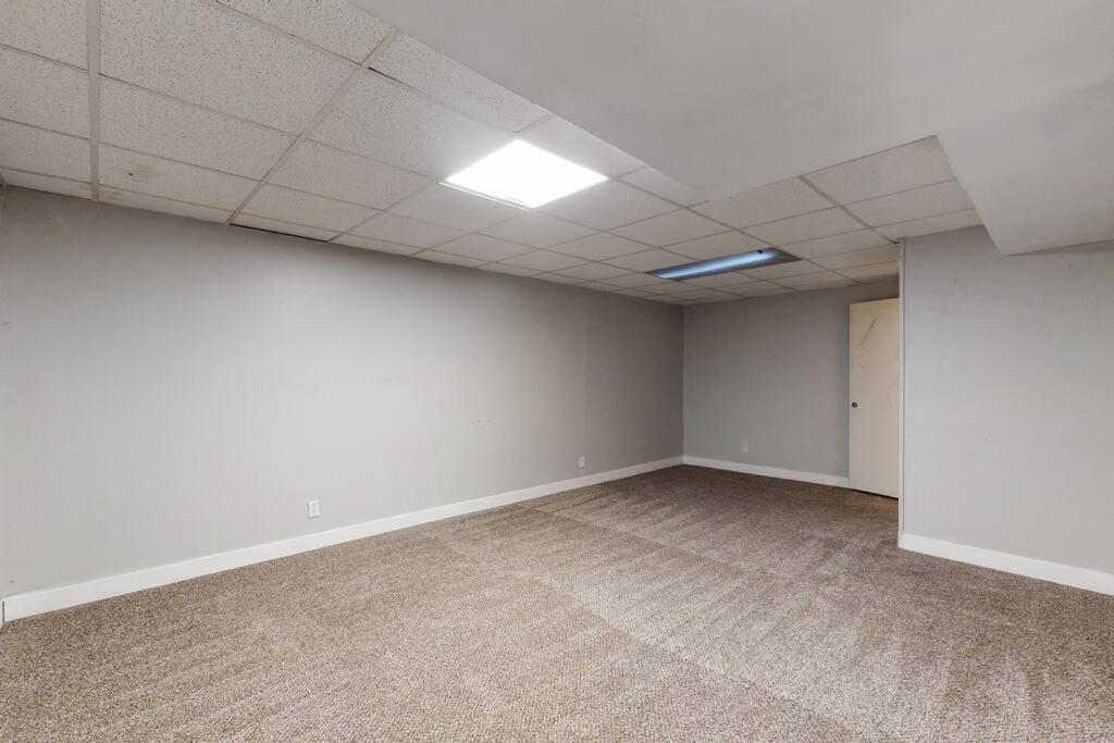Large Remodeled Home With 5 Bedrooms 4 King Bed 센테니얼 외부 사진