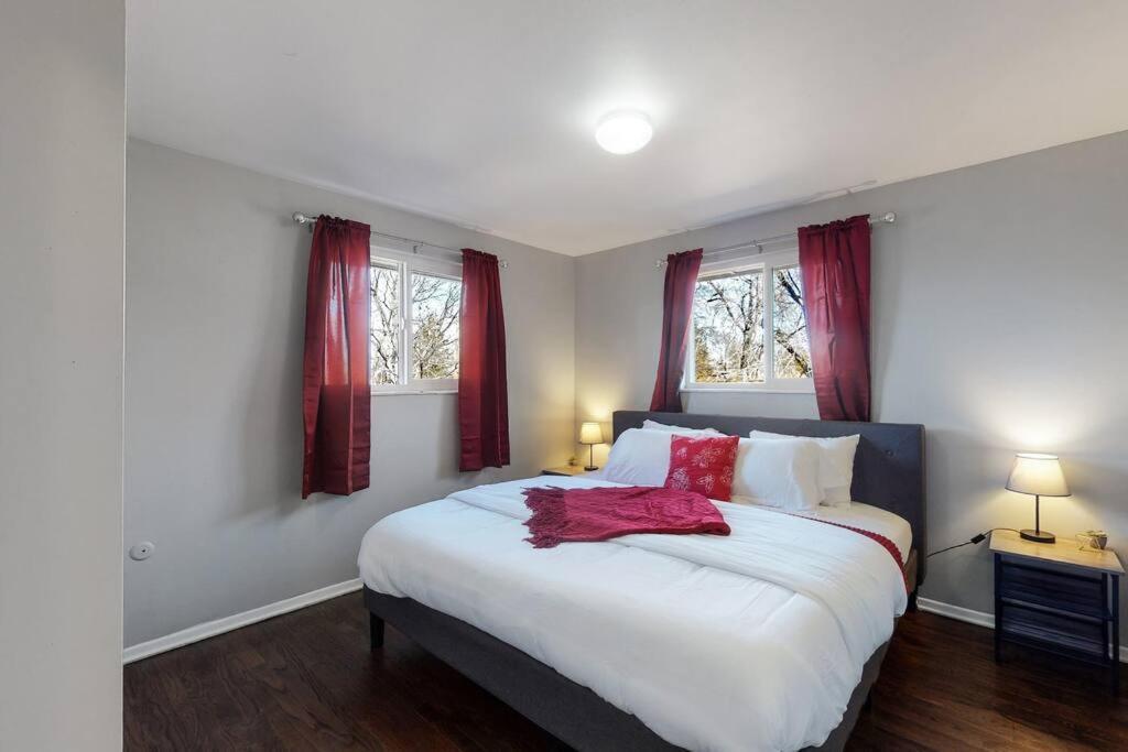 Large Remodeled Home With 5 Bedrooms 4 King Bed 센테니얼 외부 사진